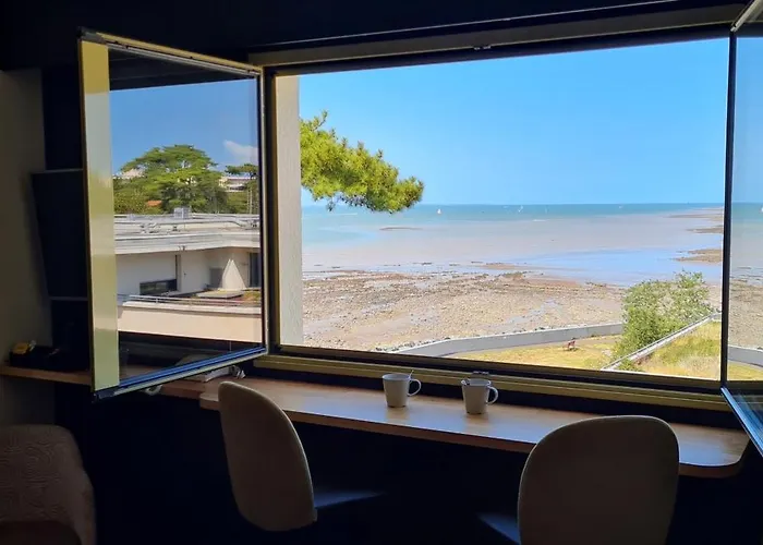 Hotel Les Brises